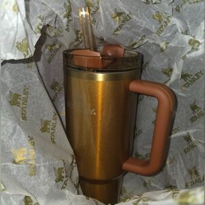 NEW Stanley Copper Tinsel 40oz Christmas Sparkle Tumbler